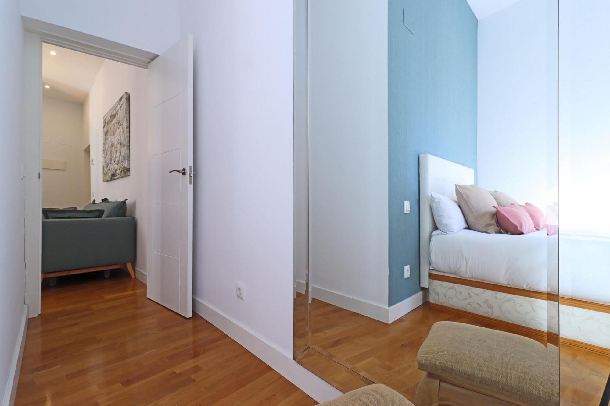 Chueca Suites Madrid Eksteriør bilde